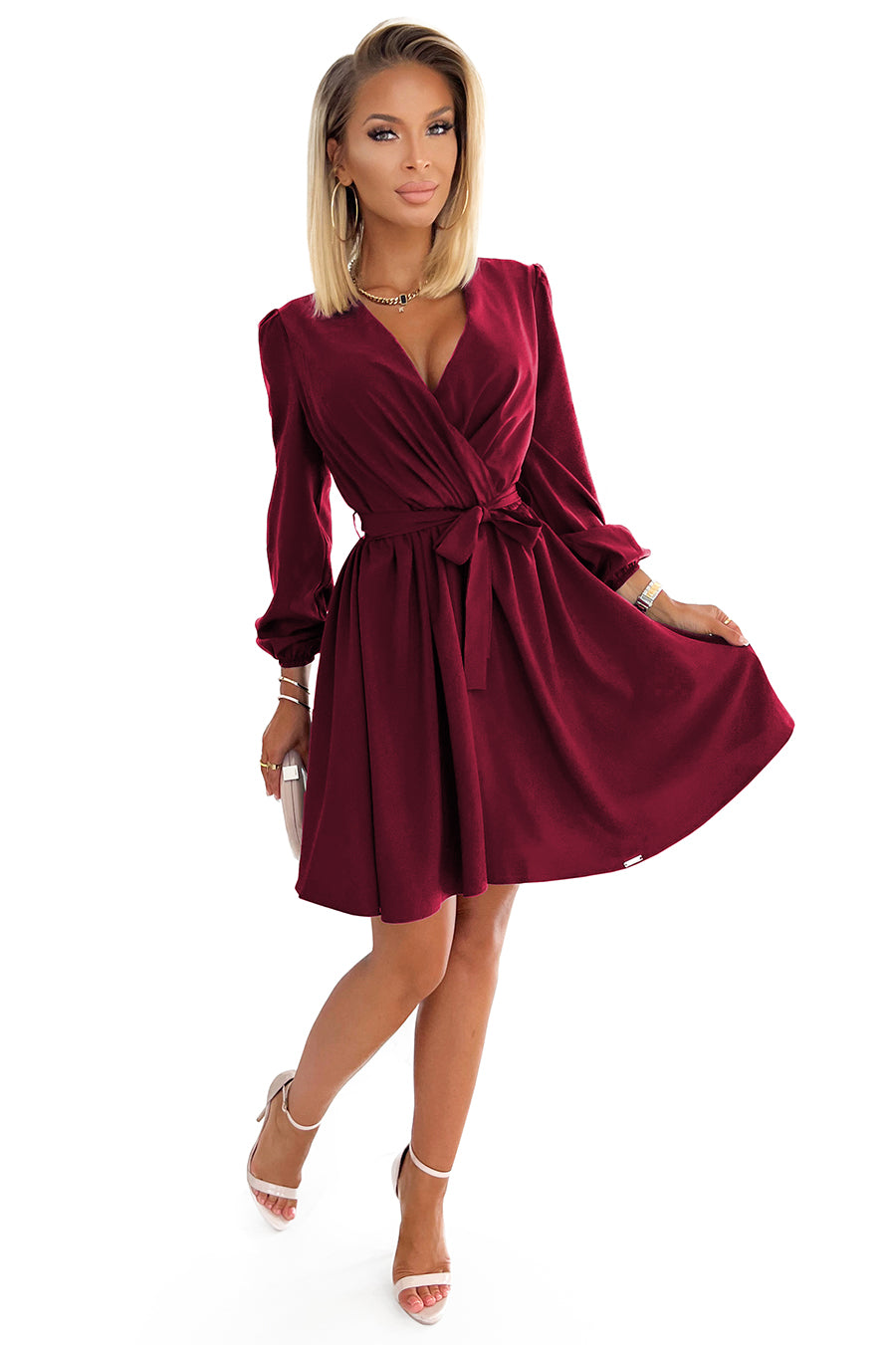 339-3 BINDY Feminines Kleid mit Ausschnitt - weinrote Farbe