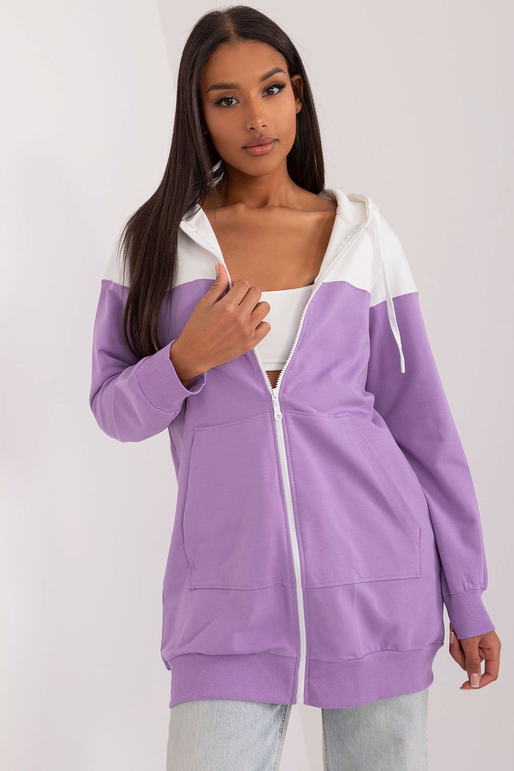 Sweater model 197075 Relevance