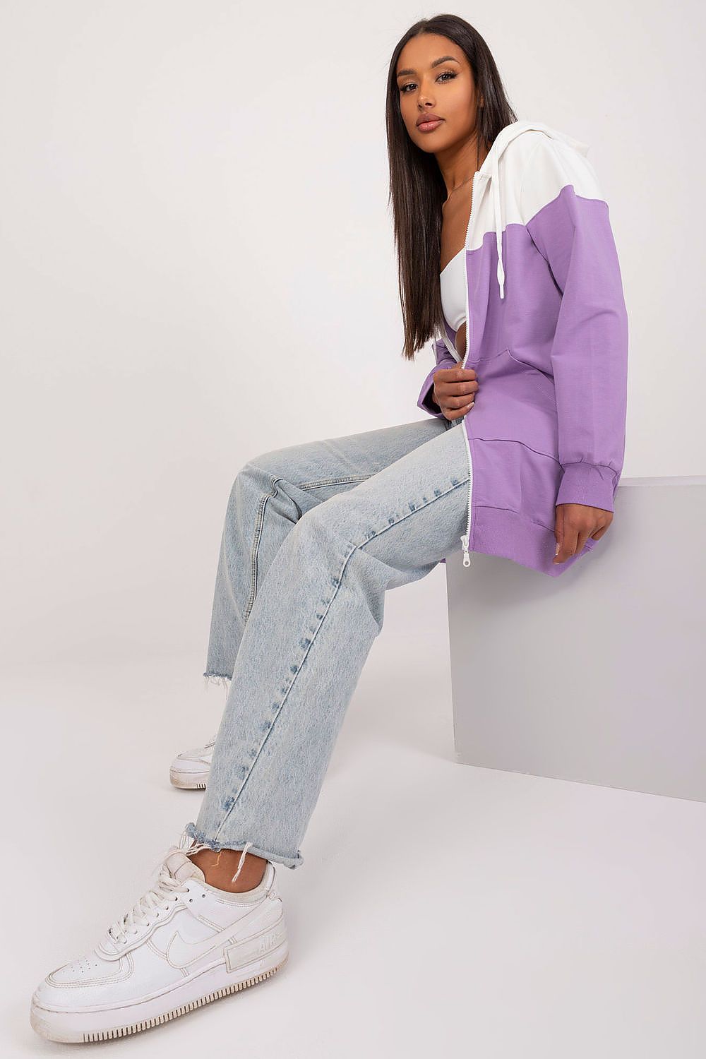 Sweater model 197075 Relevance