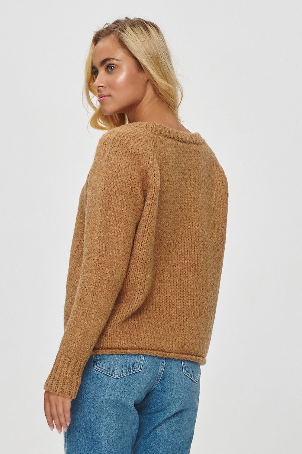 Pullover model 201807 Makadamia