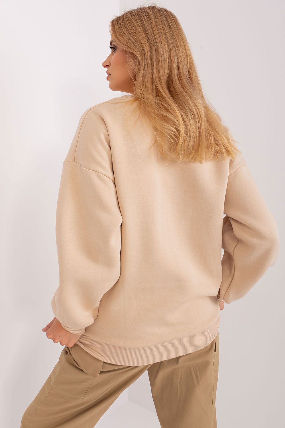 Sweater model 206663 Factory Price