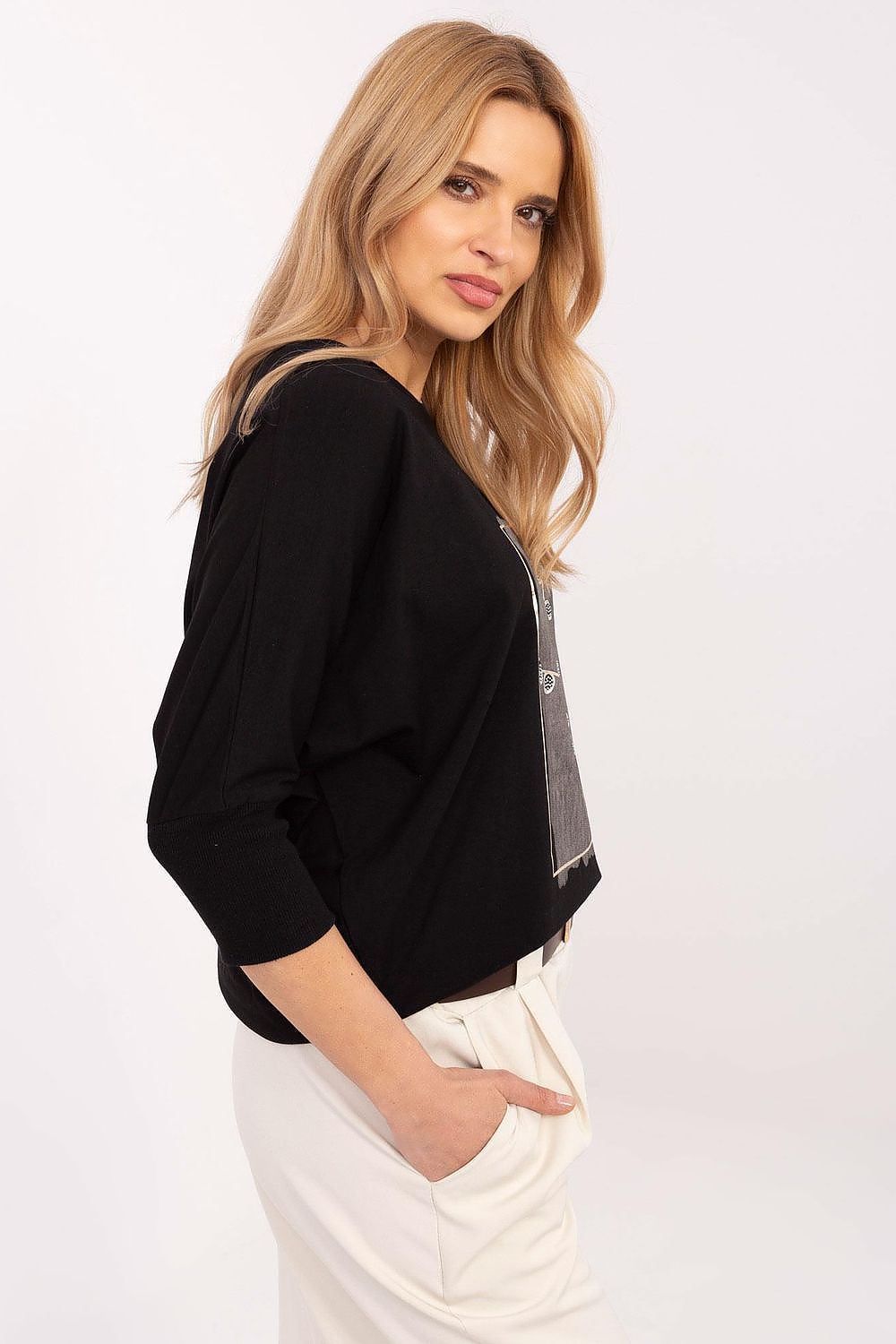 Bluse model 208228 Relevance