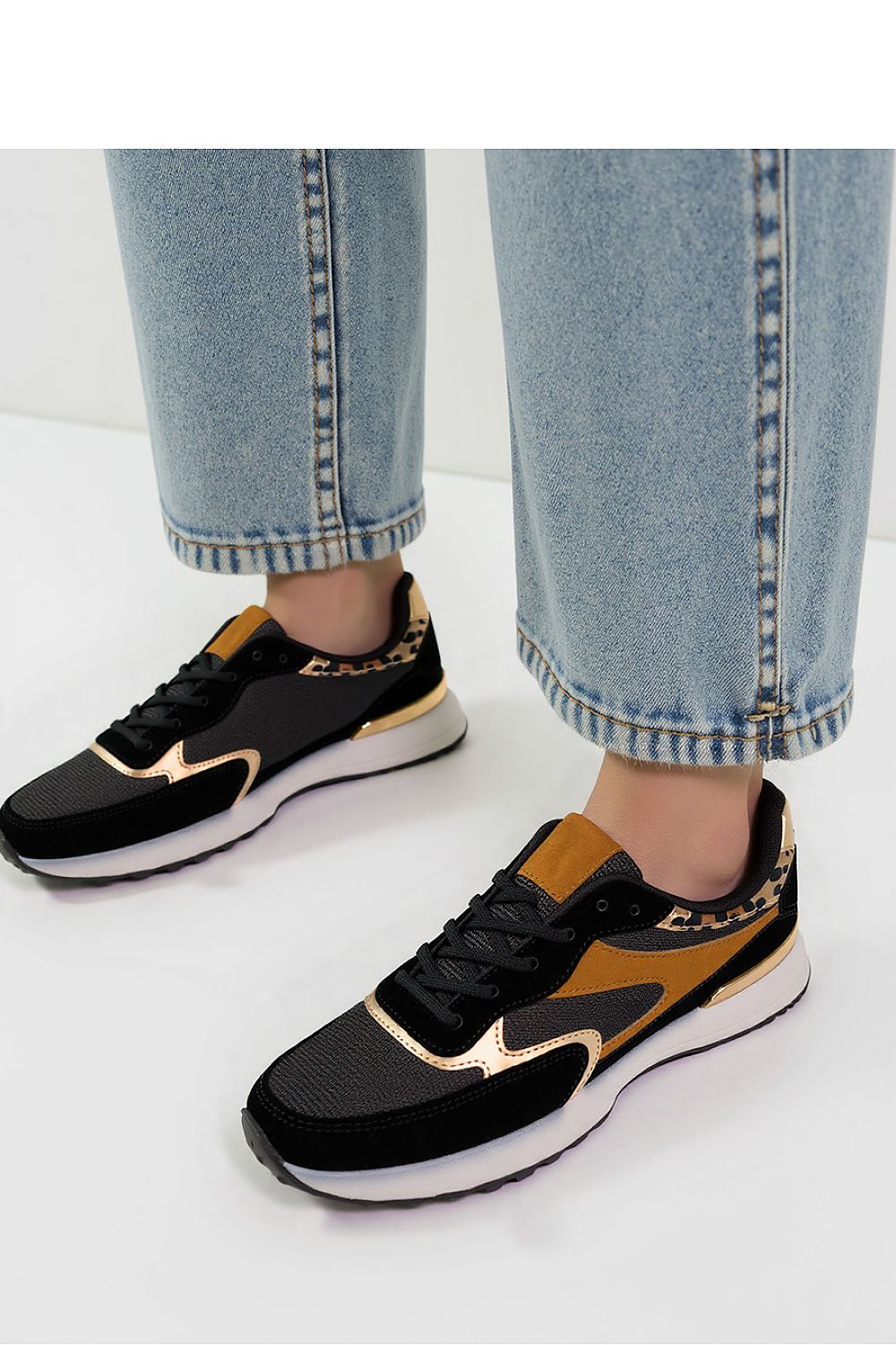 Sportschuhe model 210276 Inello