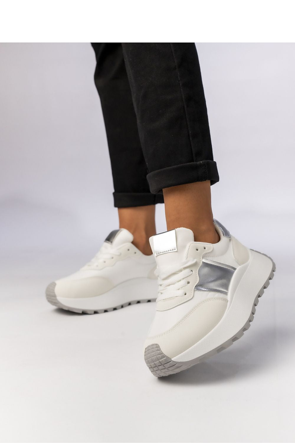 Sportschuhe model 210588 Inello