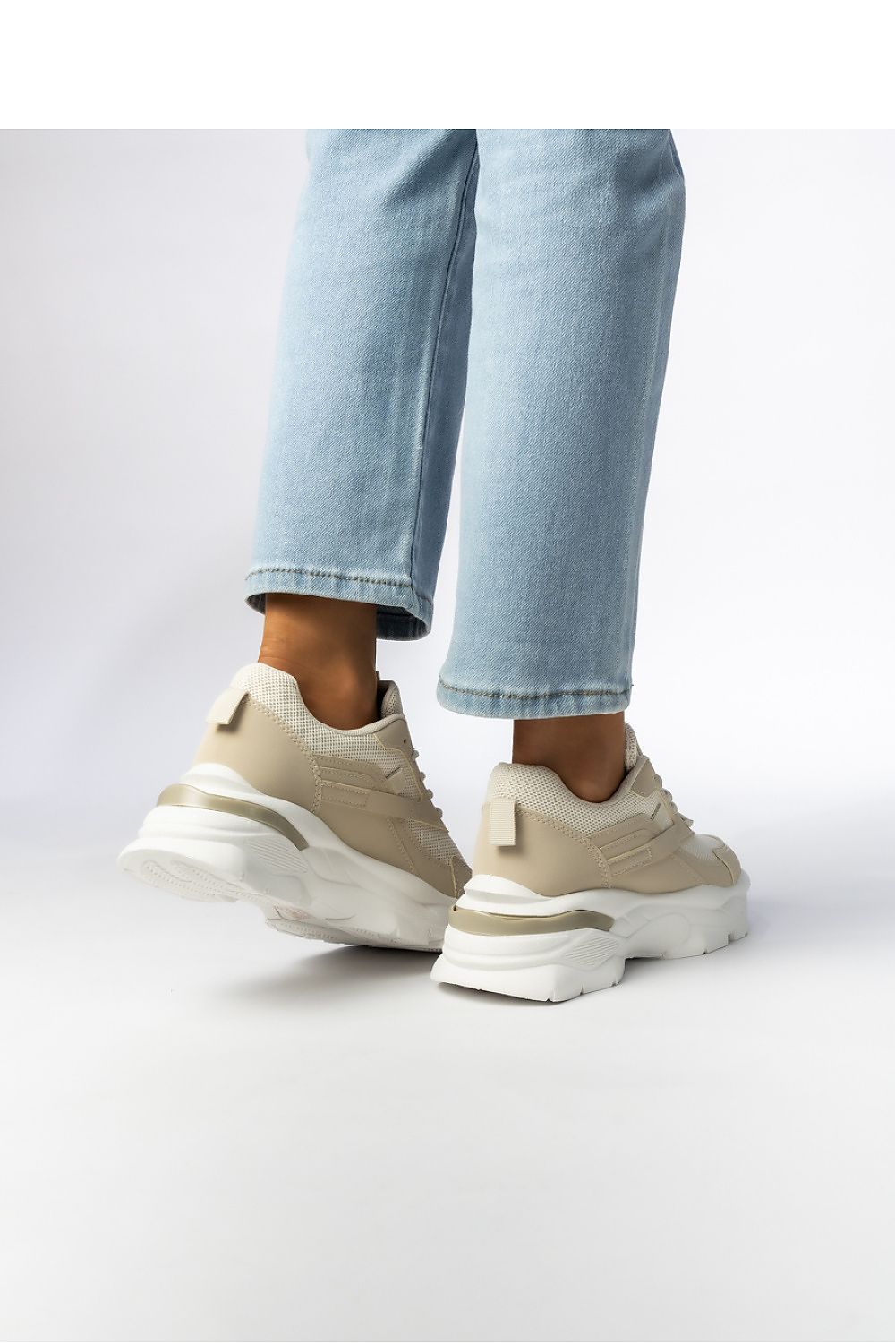 Sportschuhe model 210591 Inello
