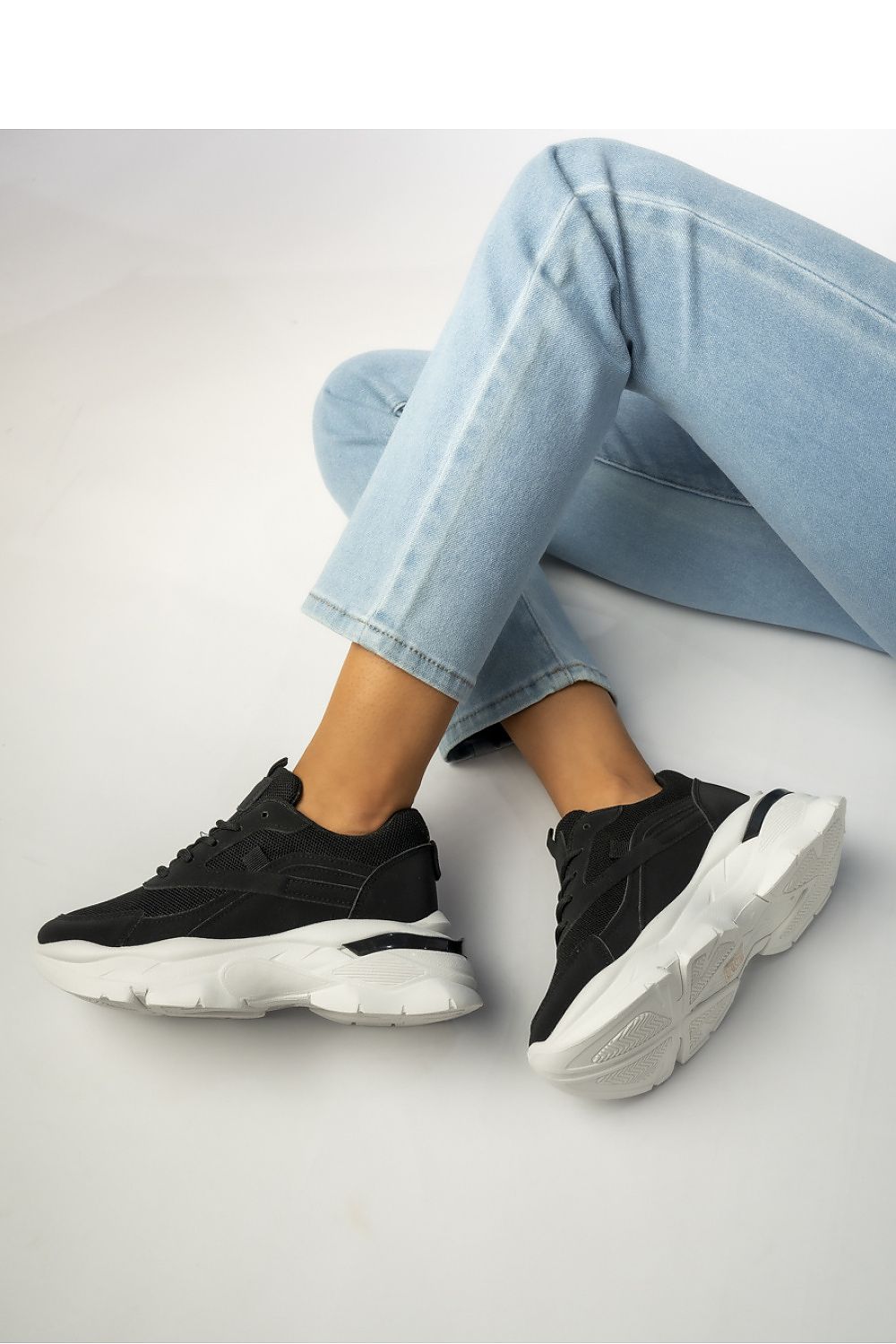 Sportschuhe model 210592 Inello