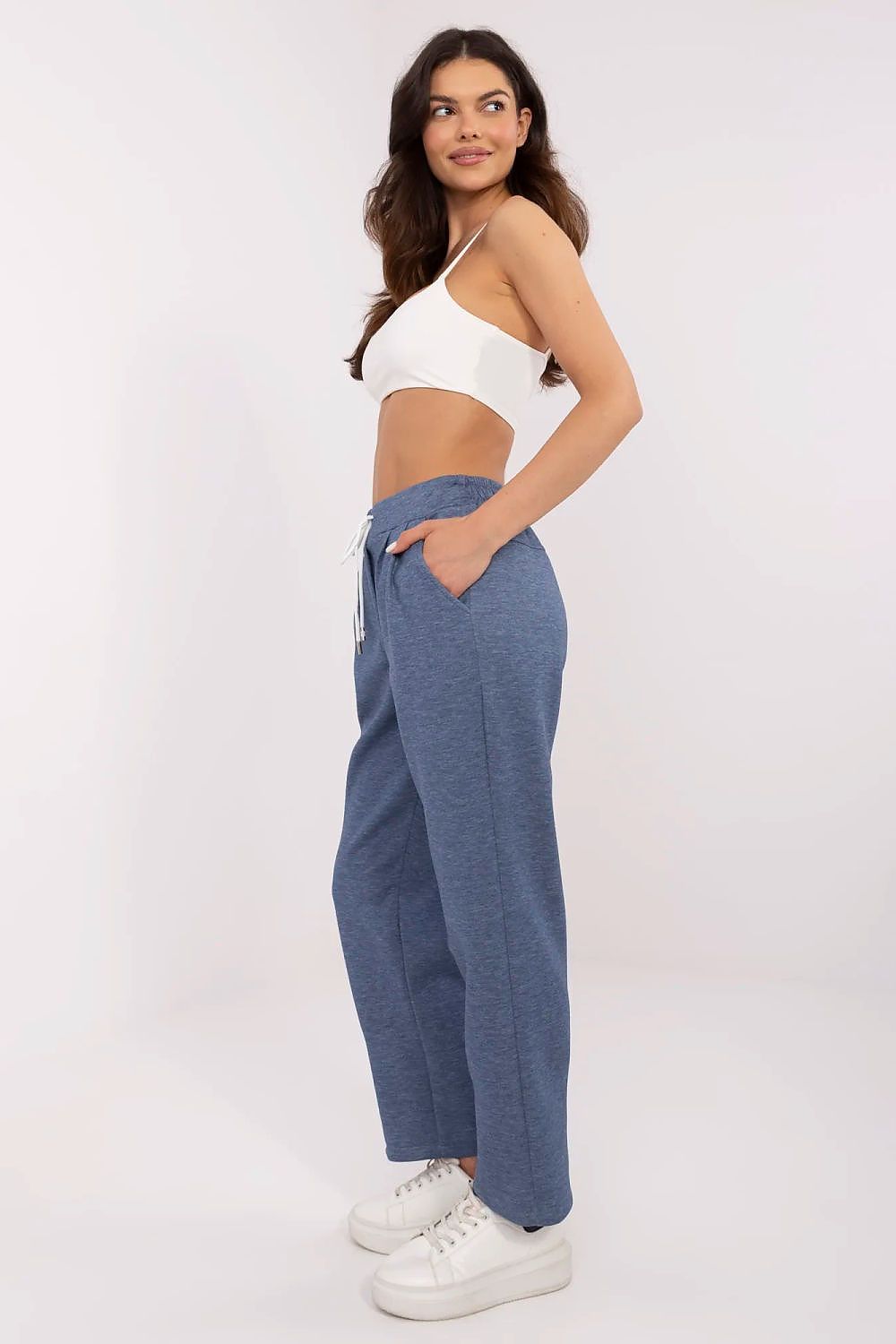 Sportanzug Hosen model 210954 Italy Moda
