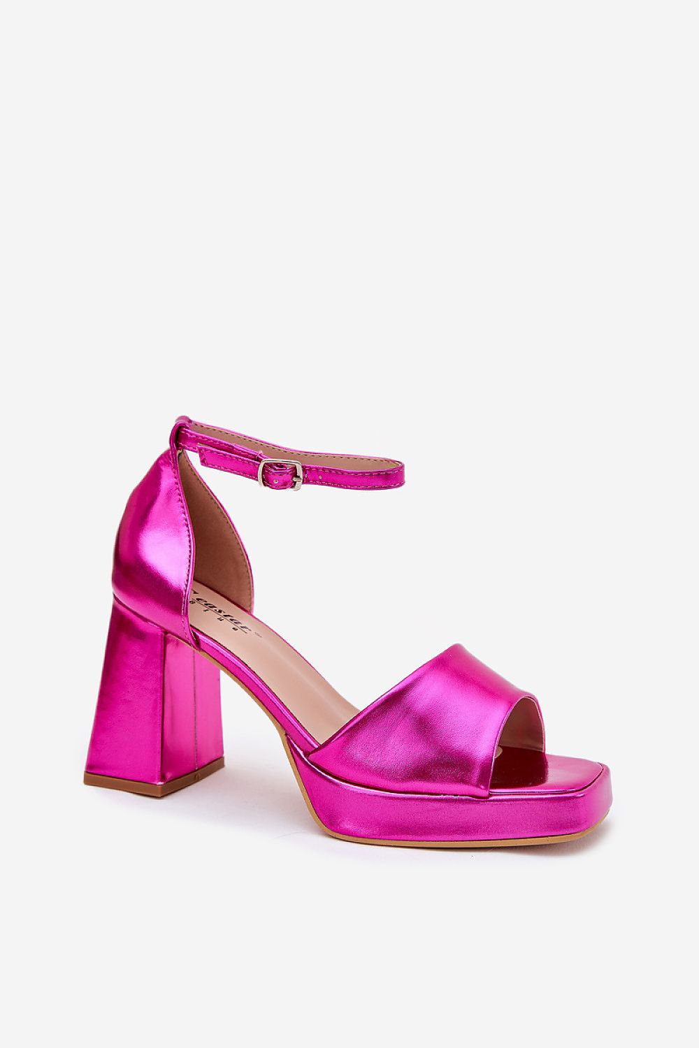 Sandalen mit Absatz model 215001 Step in style