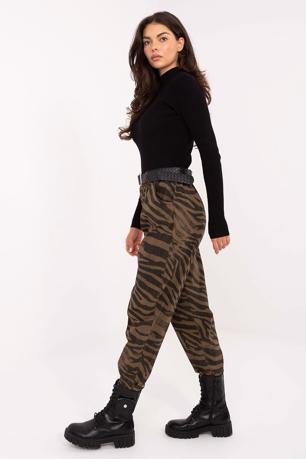 Damen Hose model 218441 Italy Moda