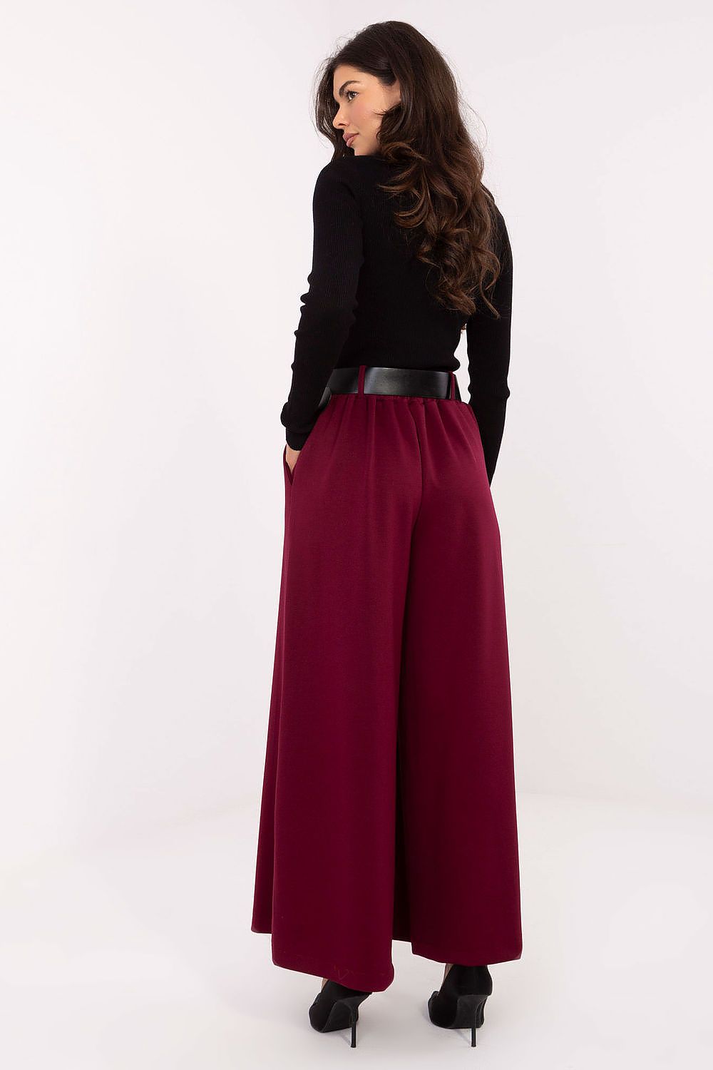 Damen Hose model 218450 Italy Moda