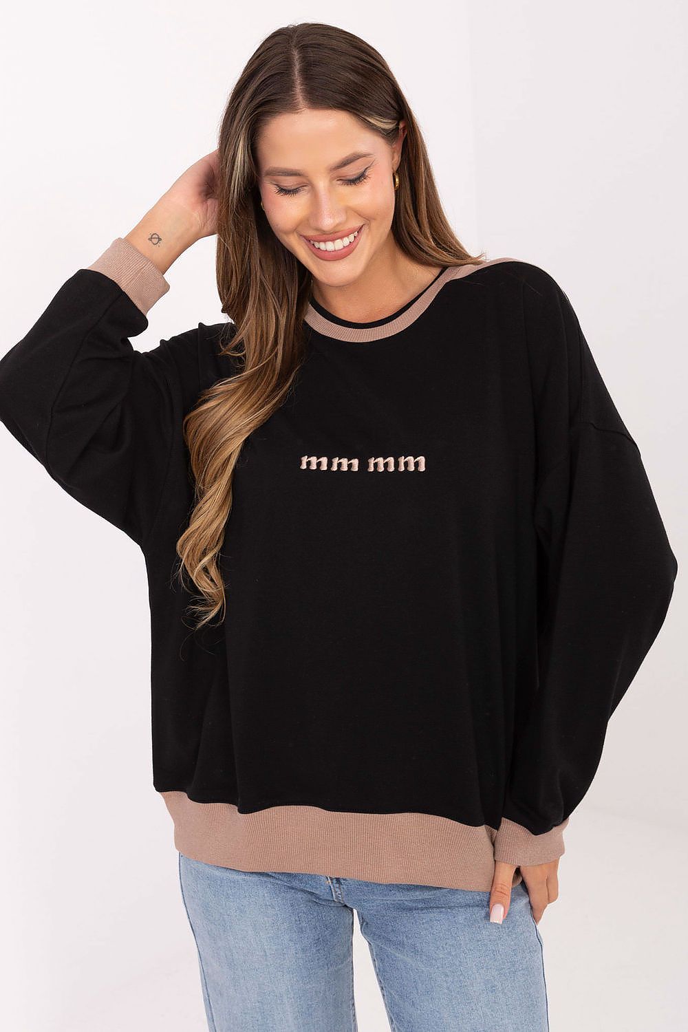 Sweater model 218850 Relevance