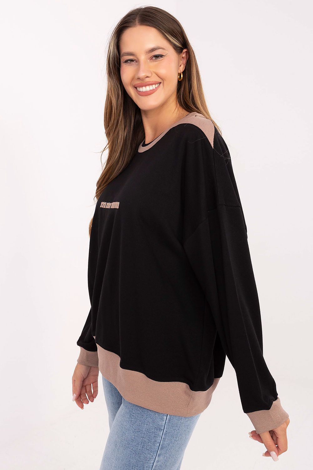 Sweater model 218850 Relevance