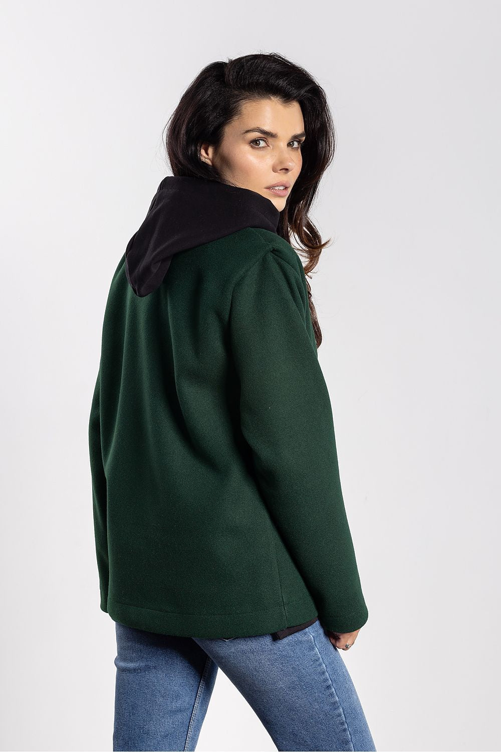 Jacke model 218998 awama
