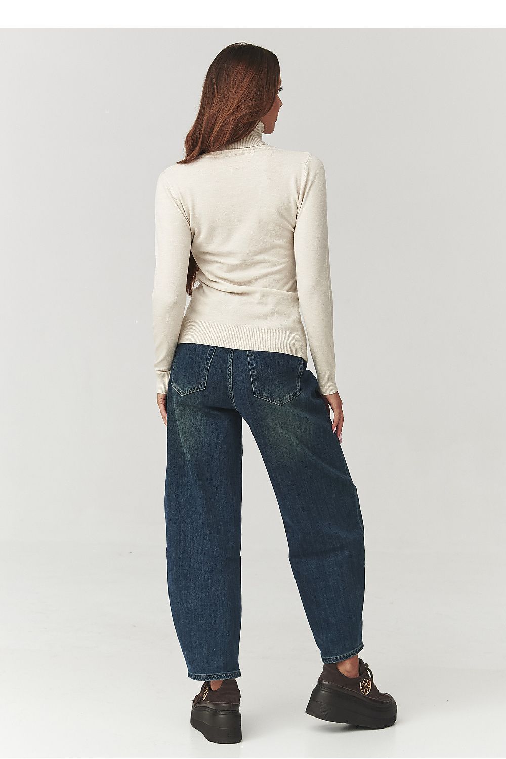 Rollkragenpullover model 219739 Makadamia