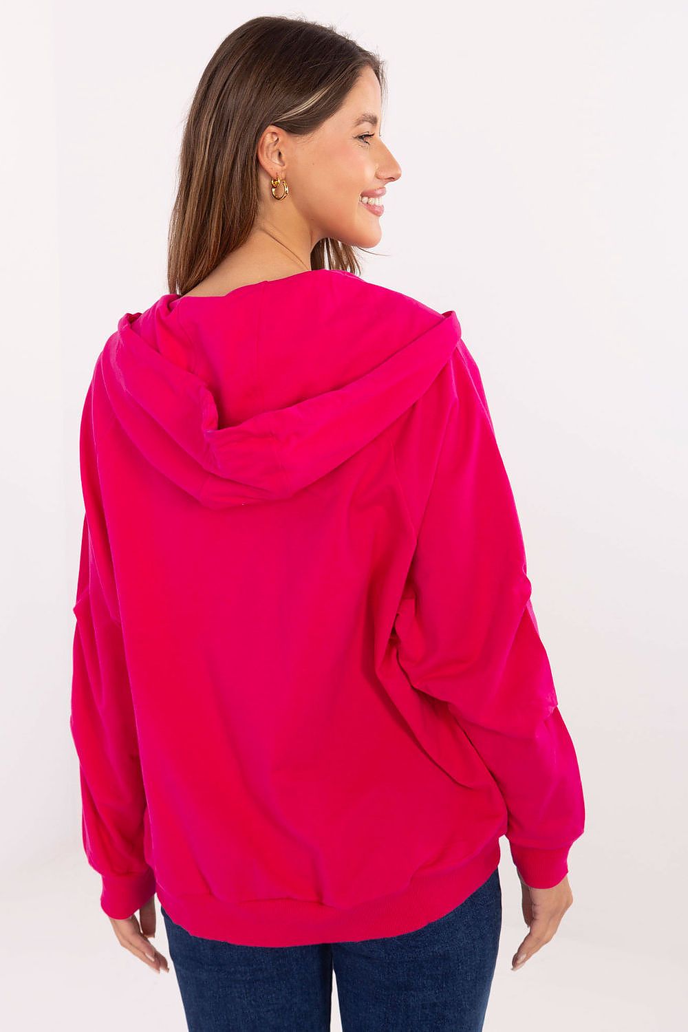 Sweater model 220407 Relevance