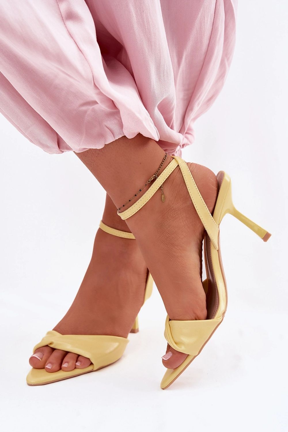 Sandalen mit Absatz model 226516 Step in style