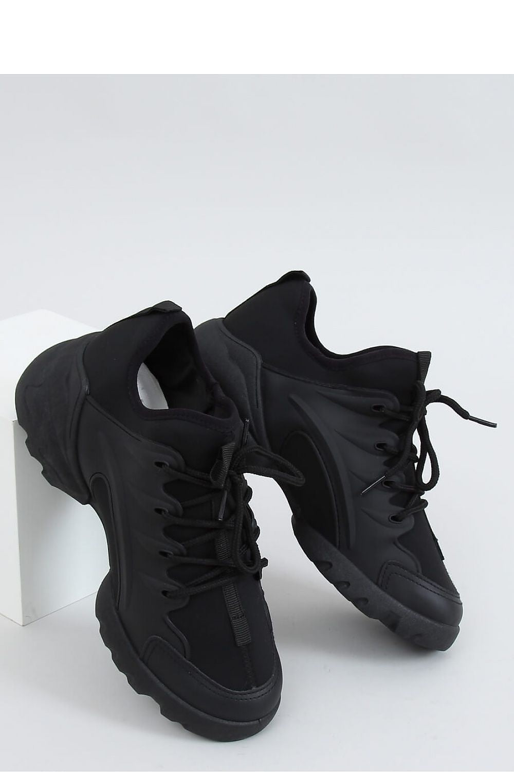 Sportschuhe model 151548 Inello