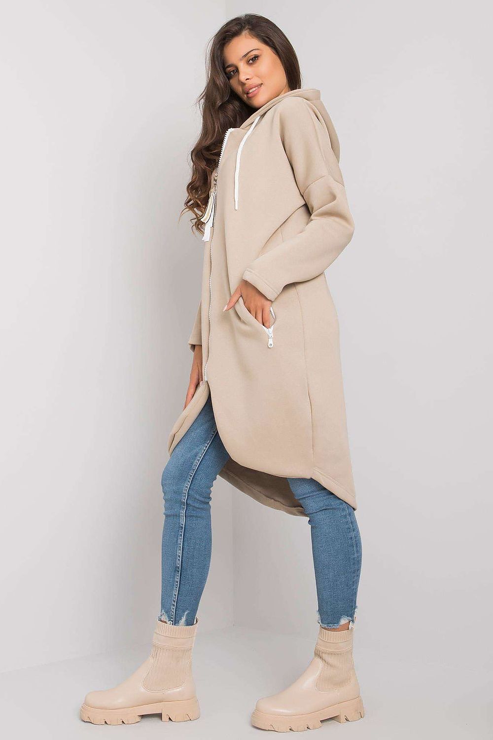 Sweater model 171051 Relevance