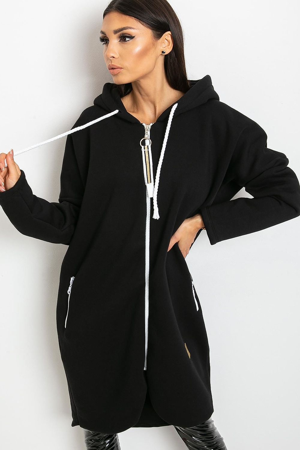 Sweater model 171056 Relevance