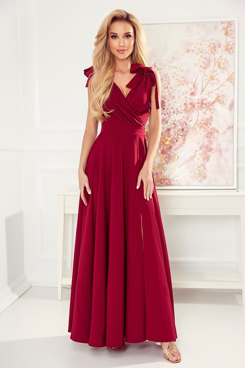 Langes Kleid model 175009 Numoco