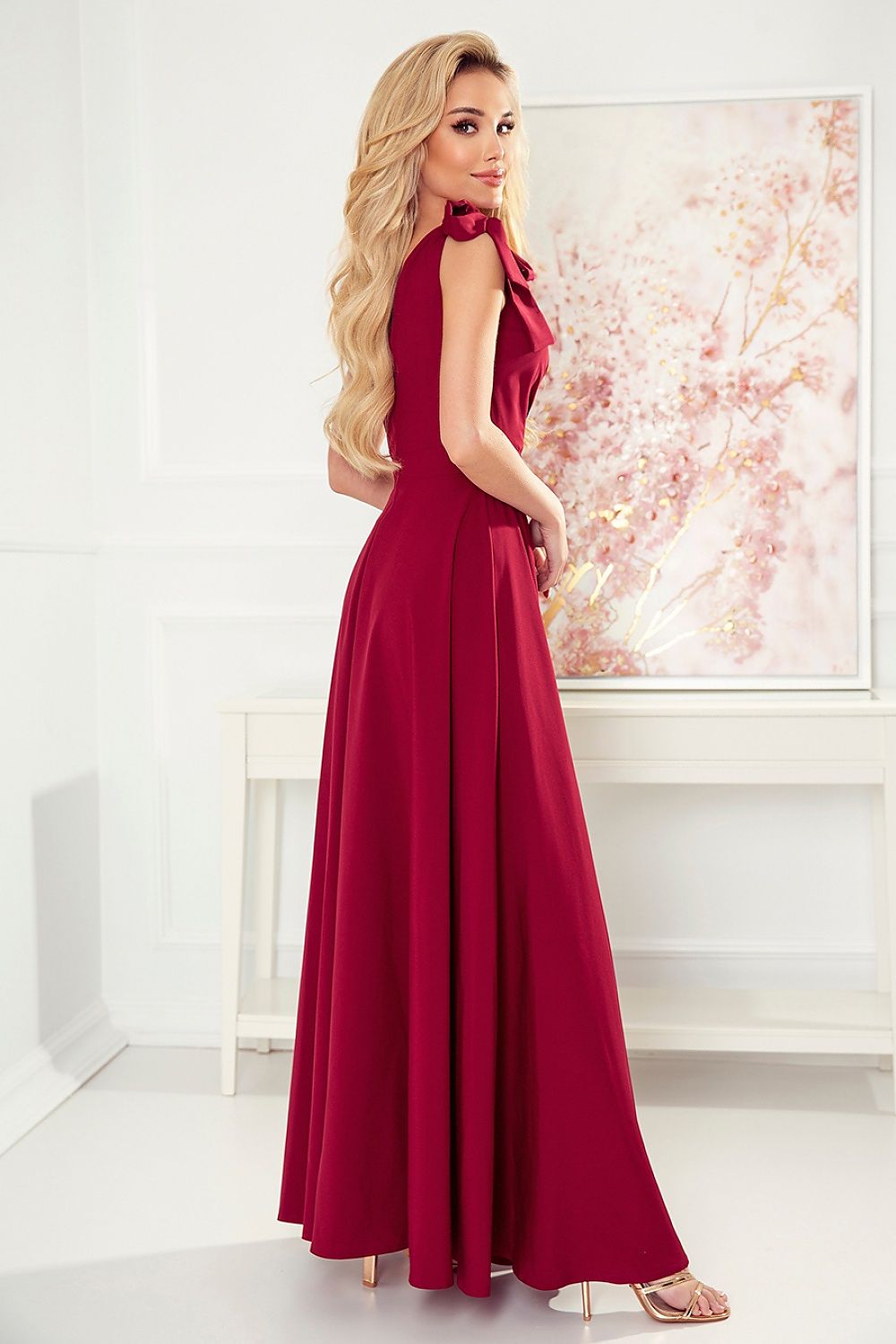 Langes Kleid model 175009 Numoco