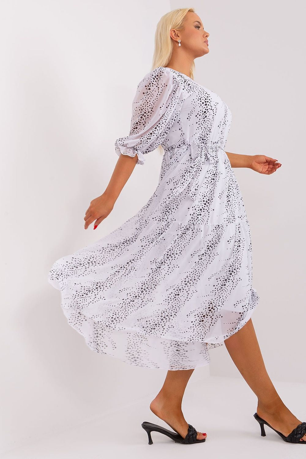 Plus-Size Kleider model 182291 Lakerta