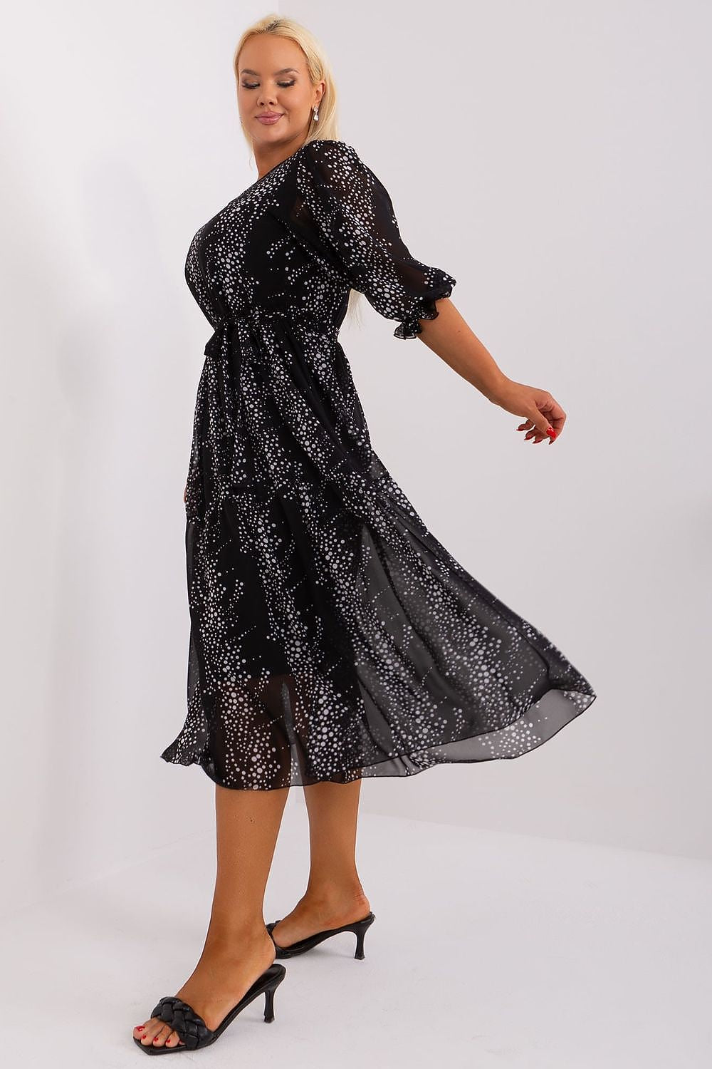 Plus-Size Kleider model 182293 Lakerta