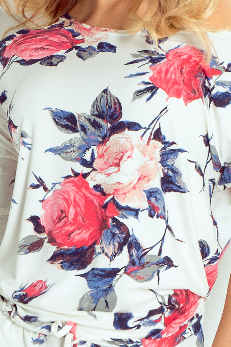 Sportliches Kleid - farbige große Blüten  13-49