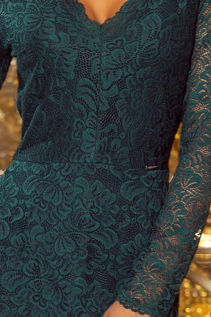 170-3 Spitzenkleid mit Ausschnitt - grün