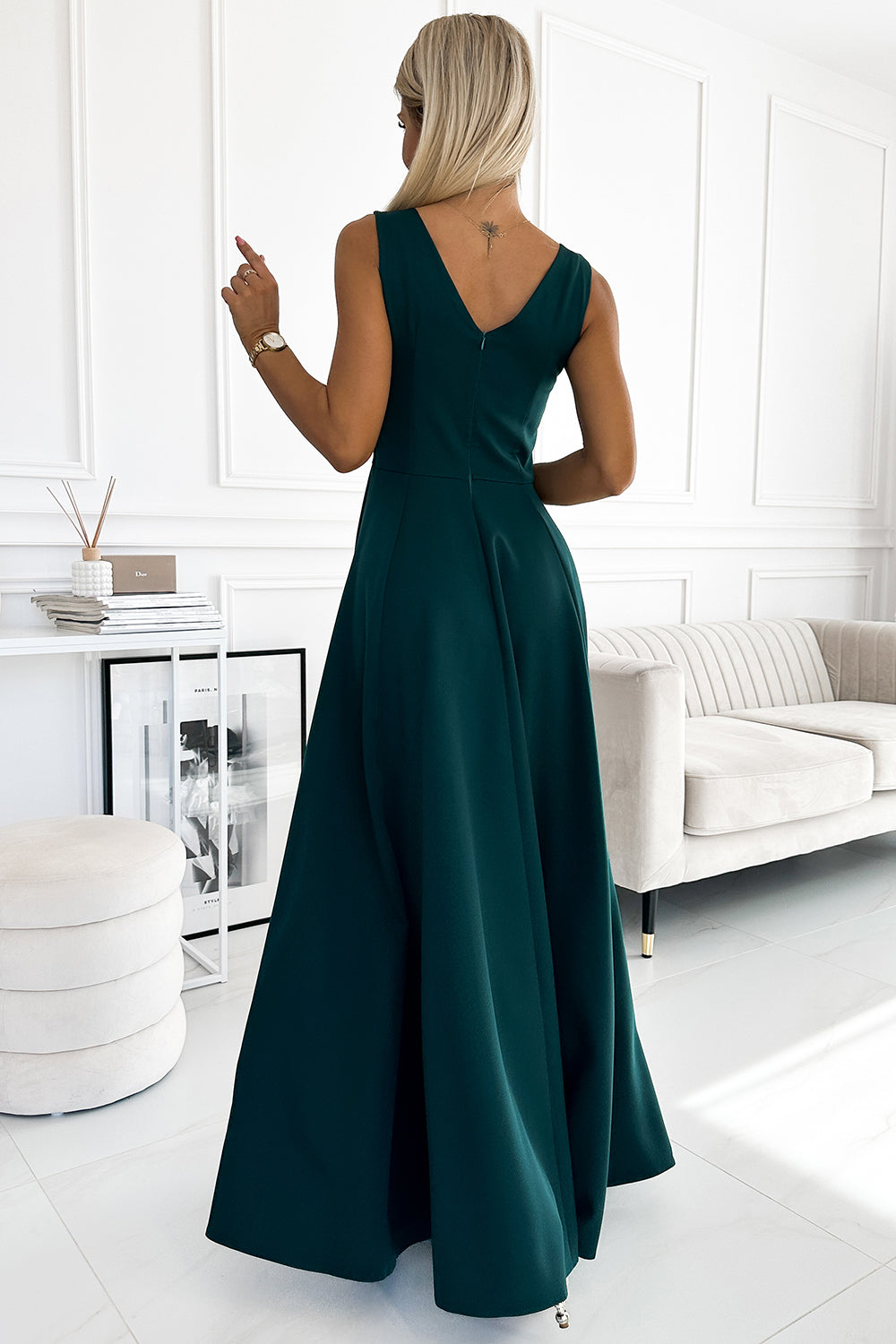 246-5 CINDY langes elegantes Kleid mit Ausschnitt - grün