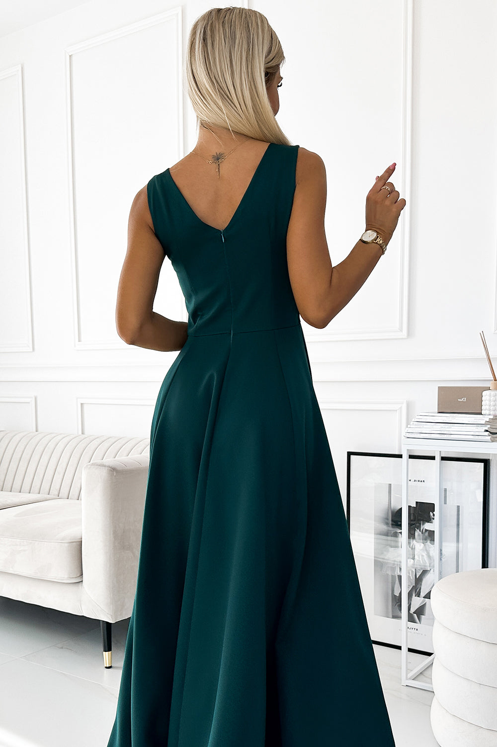 246-5 CINDY langes elegantes Kleid mit Ausschnitt - grün