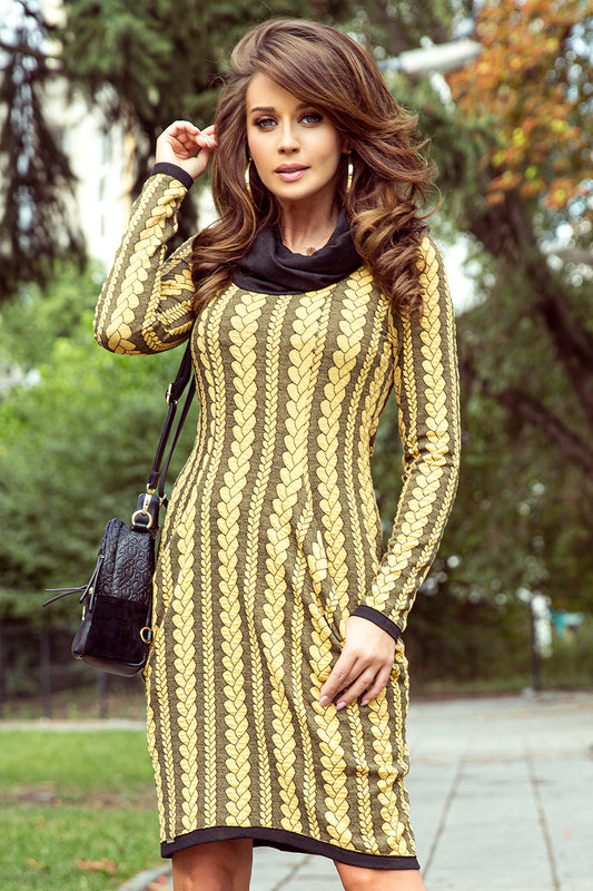 277-1 Kleid mit Rollkragen und Taschen - Geflecht