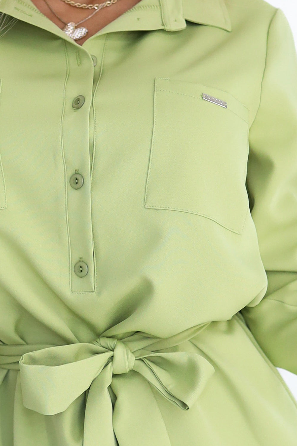 284-3 CAMILLE Hemdblusenkleid mit Taschen und Bändern - olivfarben