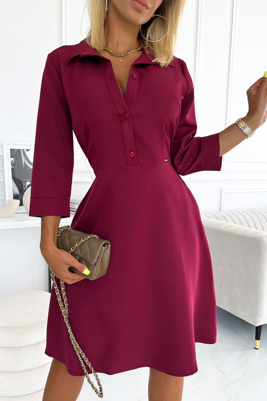 286-5 SANDY Ausgestelltes Hemdkleid - Burgunderrote Farbe