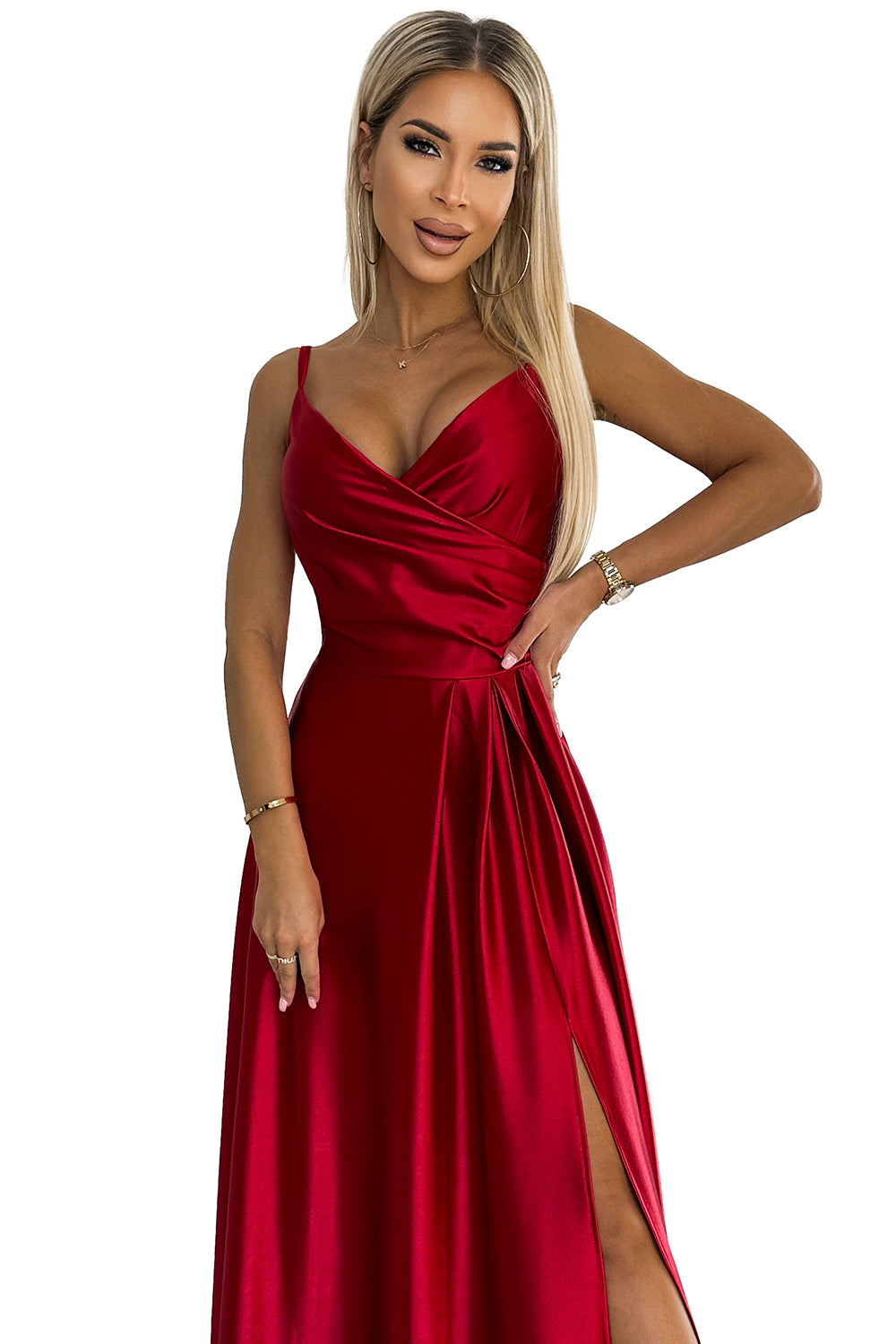 299-14 CHIARA elegantes Maxikleid aus Satin mit Trägern - rote Farbe