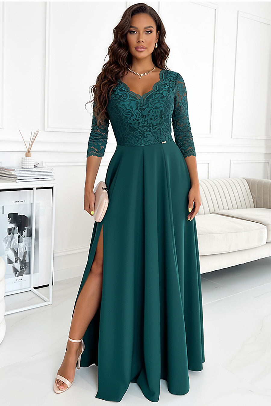 309-5 AMBER elegantes langes Spitzenkleid mit Ausschnitt - grün