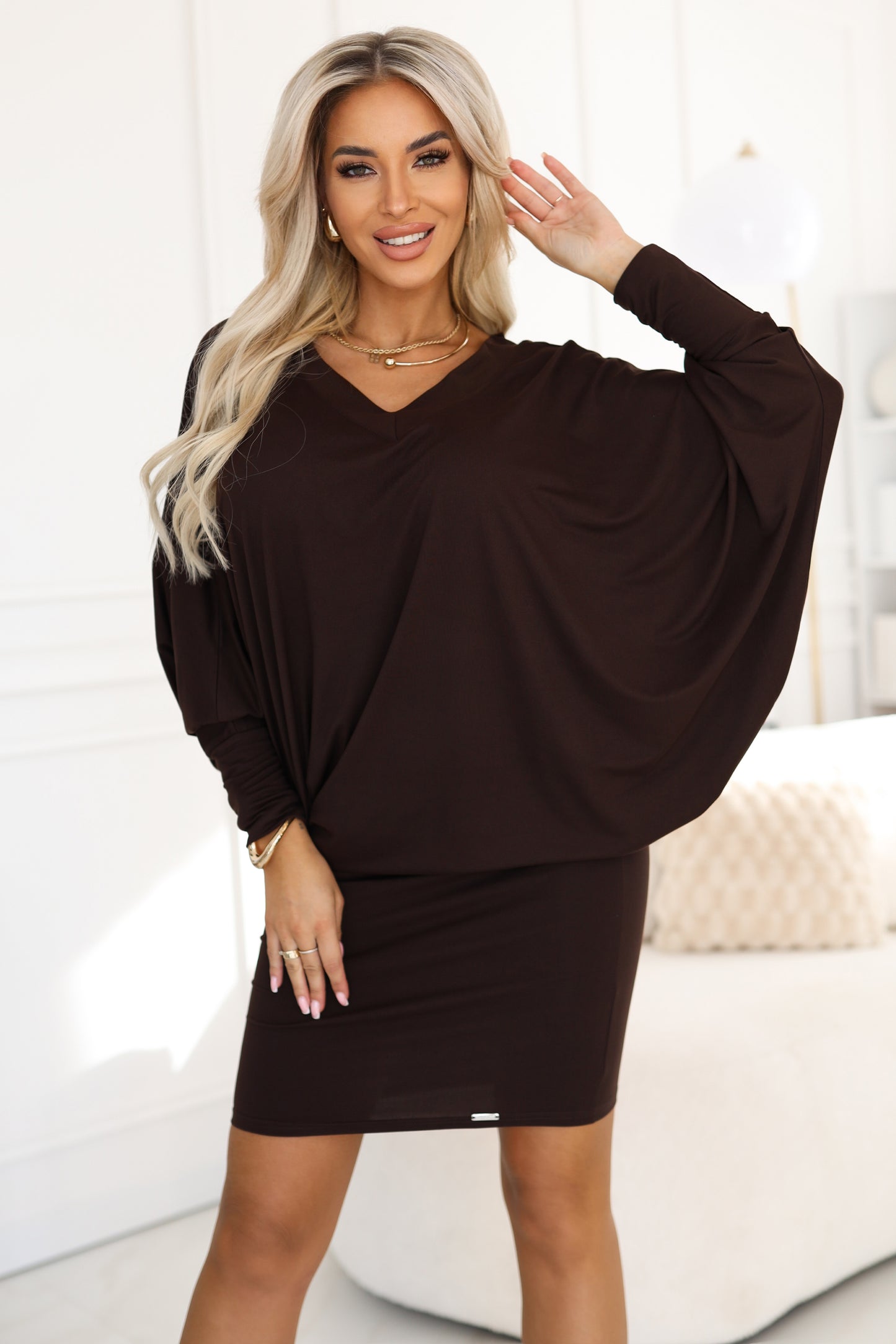 402-9 Bequemes Fledermauskleid mit langen Ärmeln - Schokolade