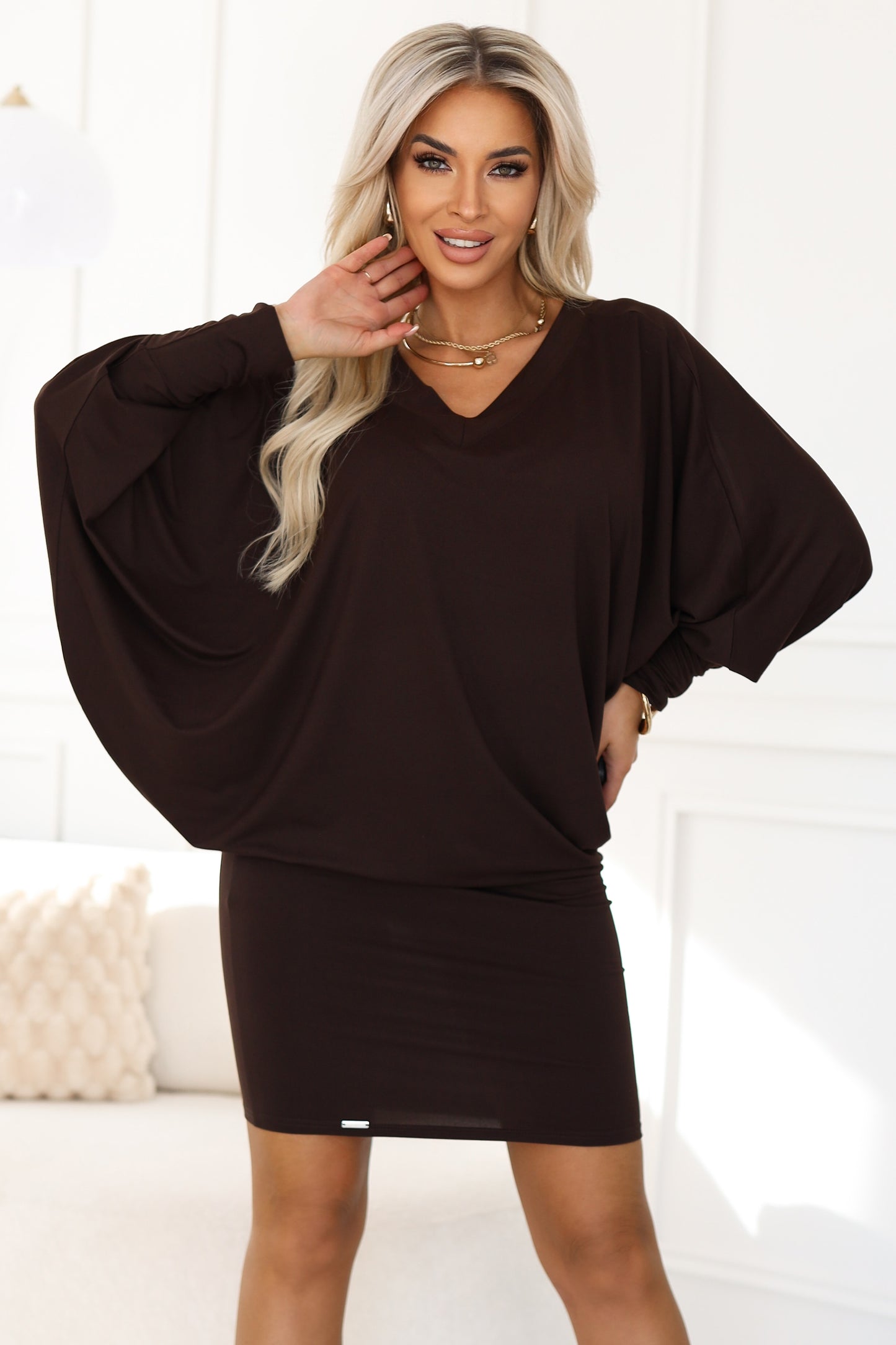 402-9 Bequemes Fledermauskleid mit langen Ärmeln - Schokolade