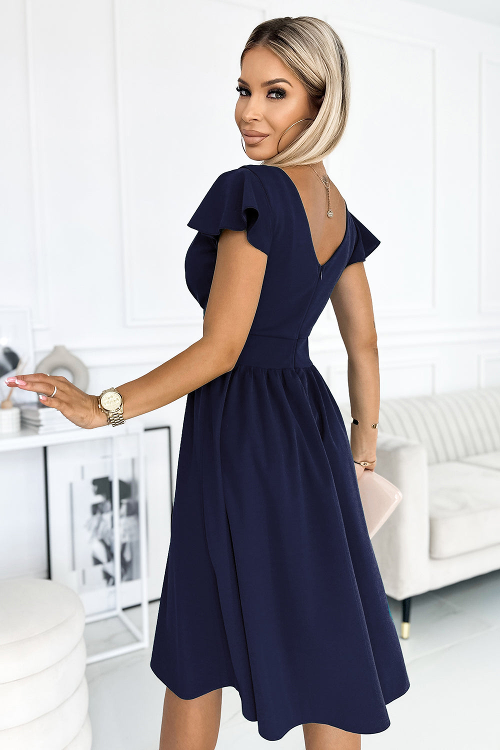 425-3 MATILDE Kleid mit Ausschnitt und kurzen Ärmeln - Dunkelblau
