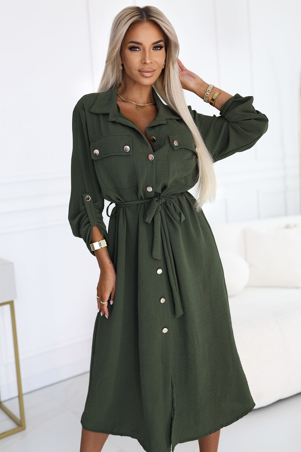 531-5 Midi-Hemdkleid mit goldenen Knöpfen und Krawatte - KHAKI