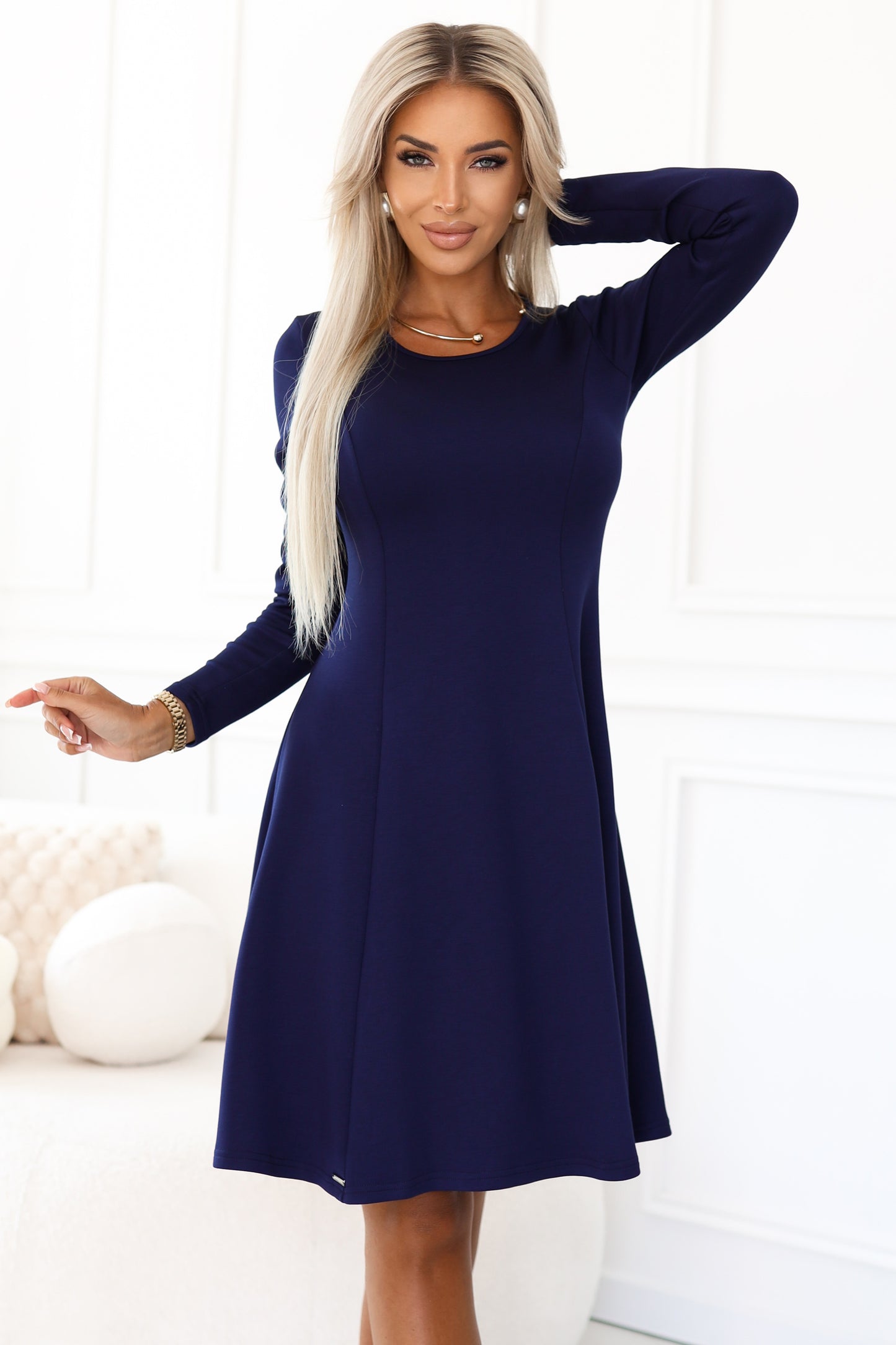 567-2 Bequemes Trapezkleid mit langen Ärmeln - Marineblau