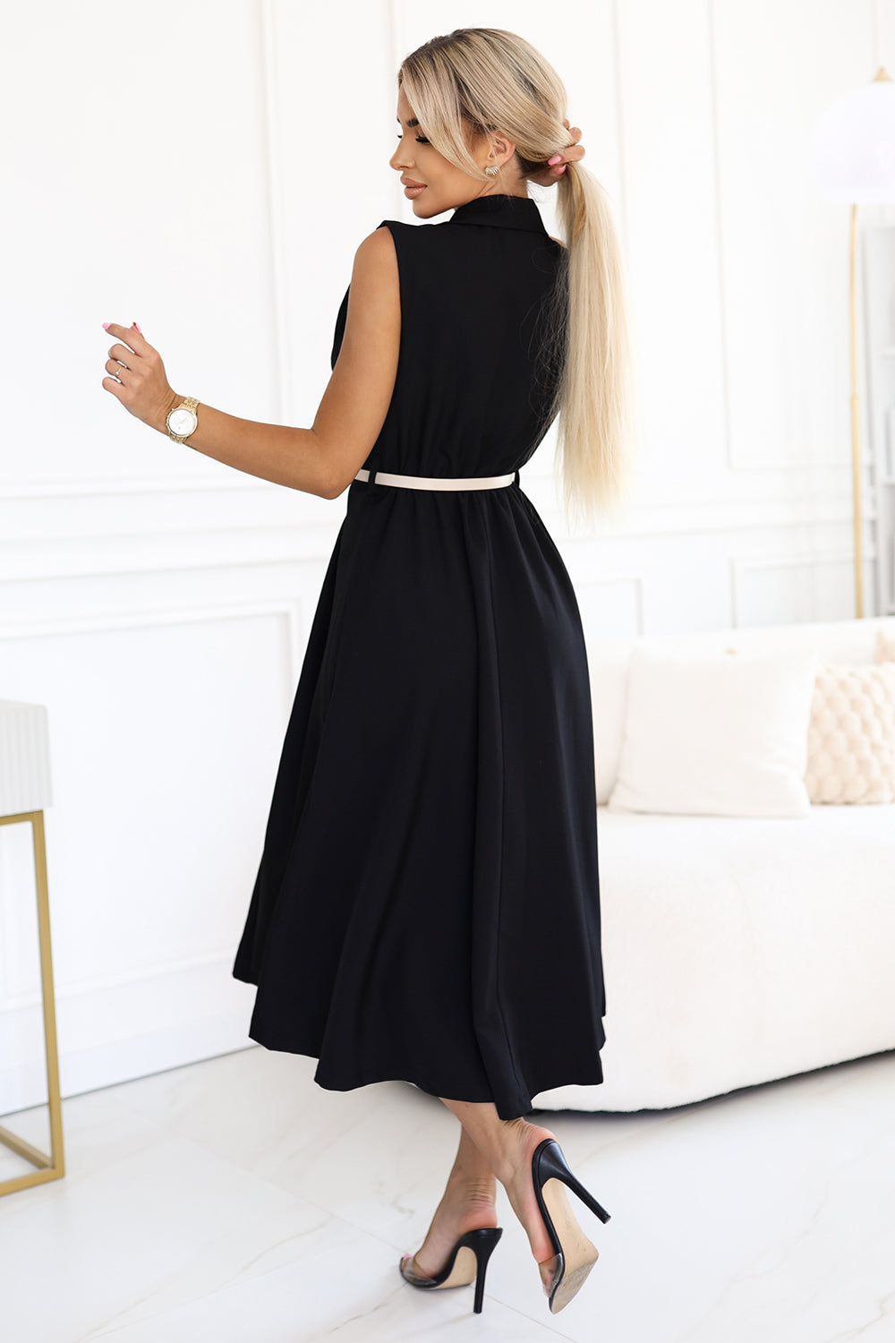 596-3 Elegantes Midi-Hemdblusenkleid mit goldenen Knöpfen und Gürtel - Schwarz