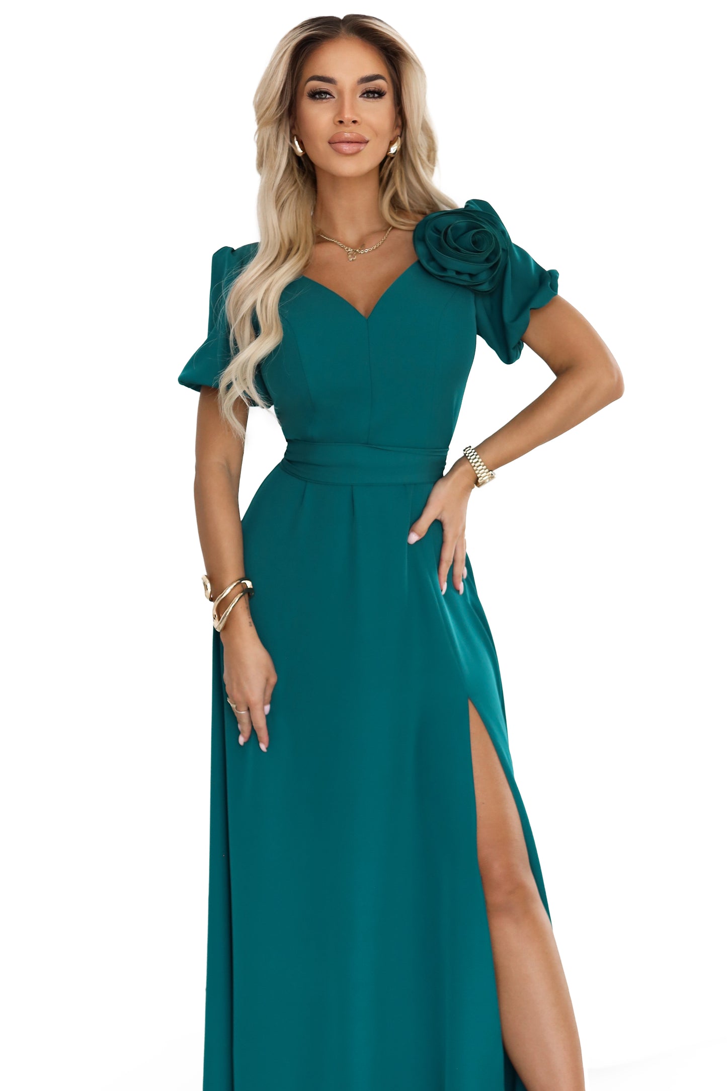 653-1 Elegantes langes Kleid mit Rose, Gürtel und hohem Schlitz - flaschengrün