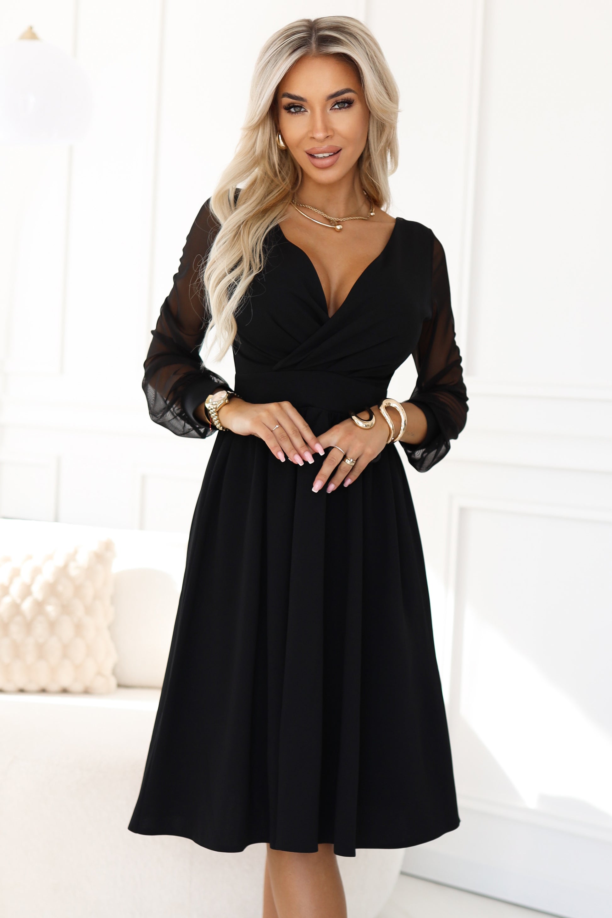657-1 Elegantes Midikleid mit Wickelausschnitt und Tüllärmeln - schwarz