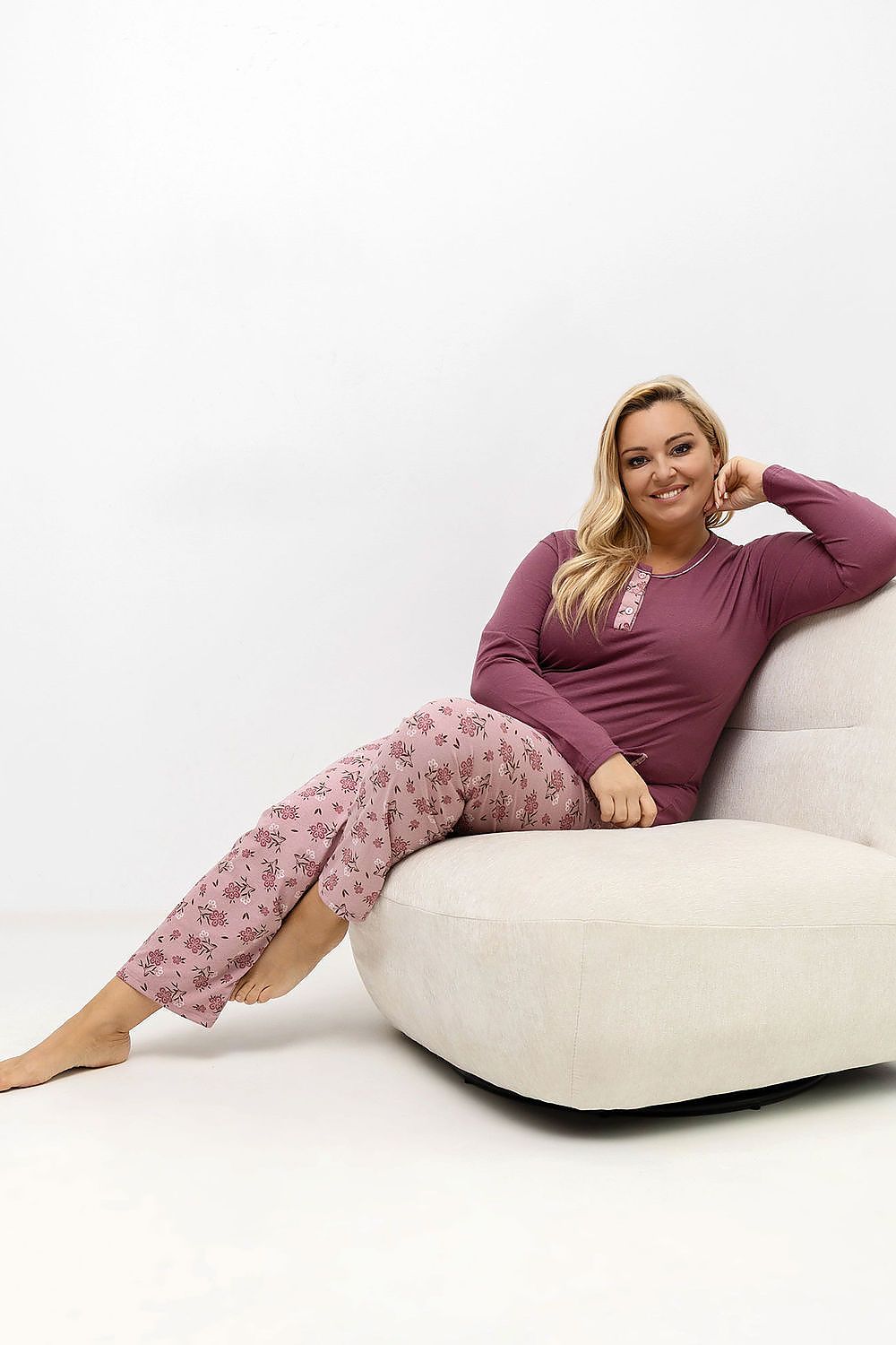  ~Piżama Plus Size model 221191 Forever Pink 