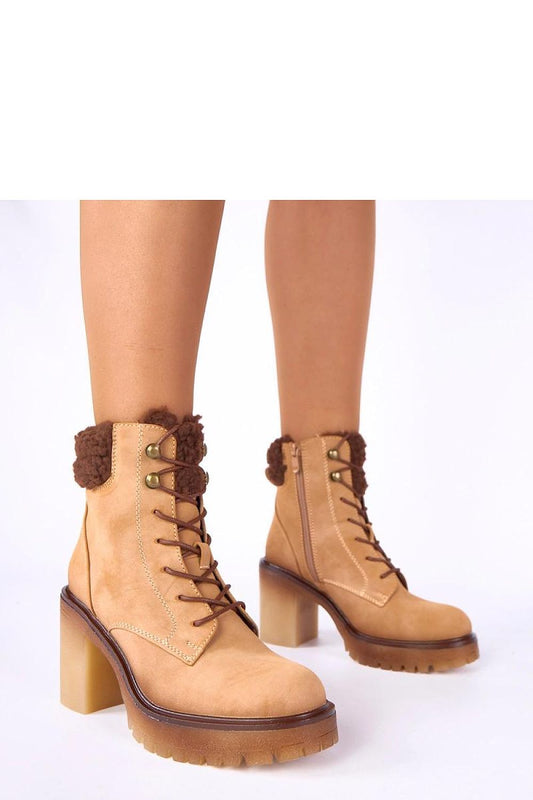  Stiefeletten mit Absatz model 222346 Solea 