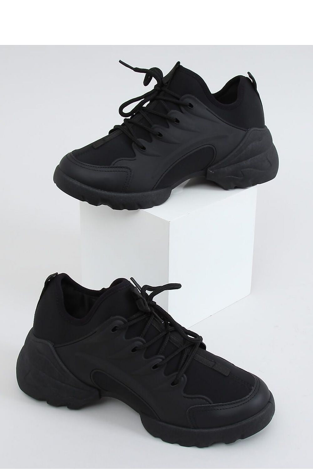  Sportschuhe model 151548 Inello 